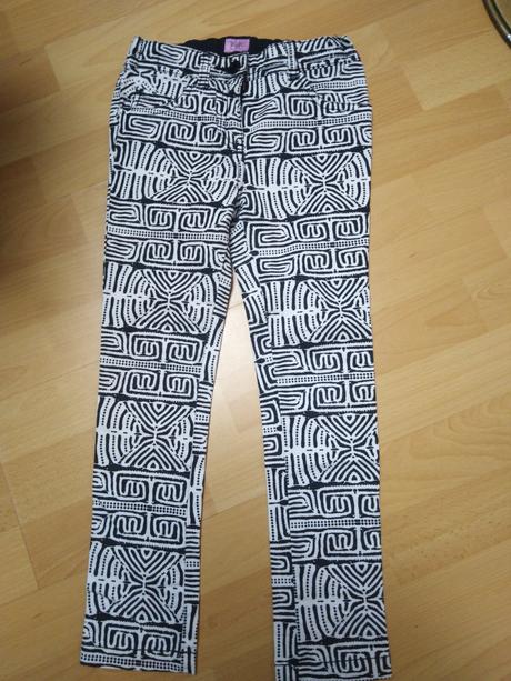 Kalhoty 6-7 let, f&f,122