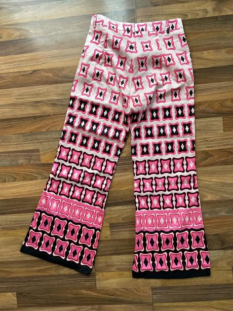 Nové satén kalhoty se vzorem, vel m, možná spíše s, m