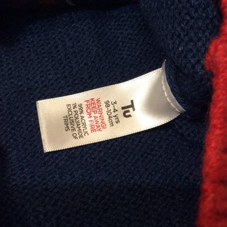 Tenčí vánoční svetřík, 104