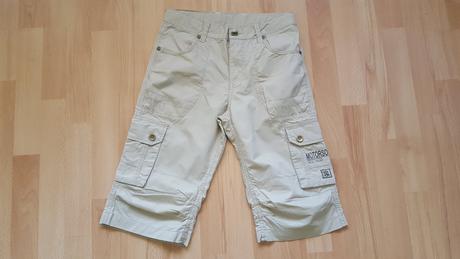  kraťasy  vel.146 - nové, 146