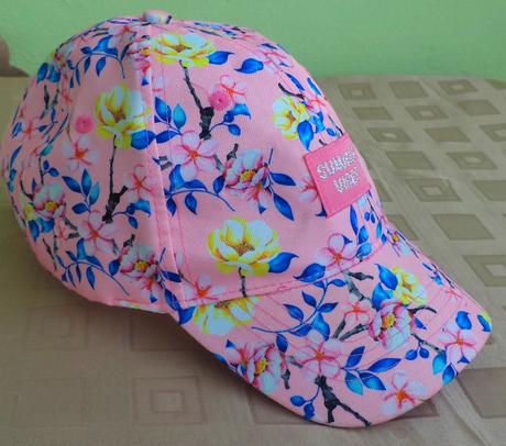 Dívčí kšiltovka - vel. 54, 56