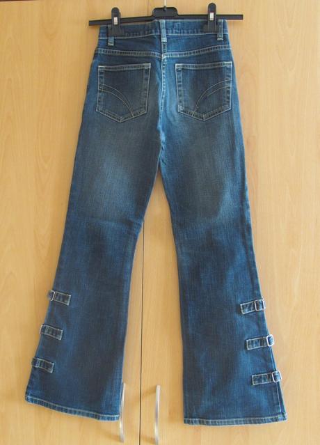 Džíny, 146