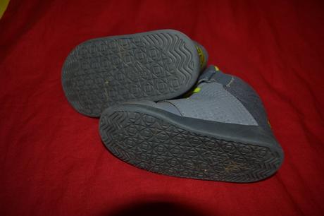 Podzimní boty adidas,v.22,lehoučké, adidas,22