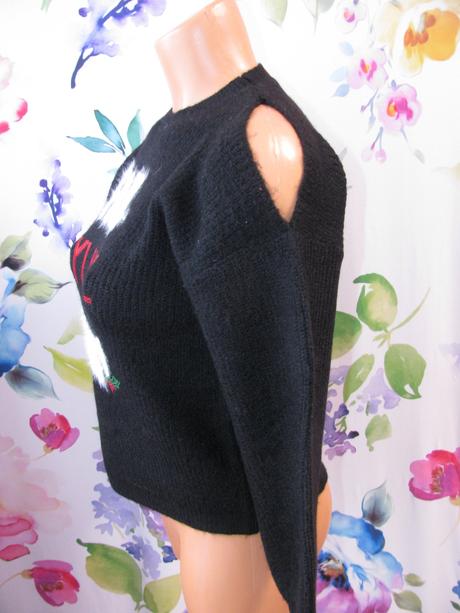 Černý dívčí svetr, vánoční motiv, 140