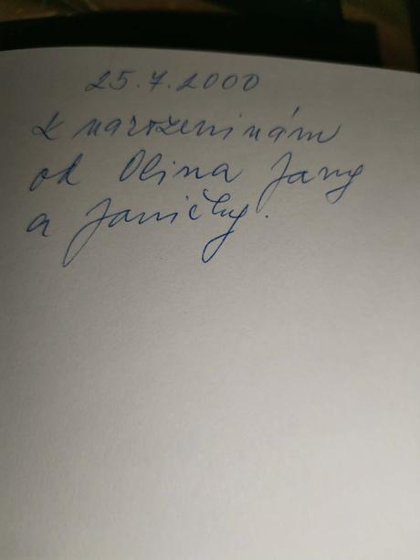 Kniha - té noci svítil úplněk,
