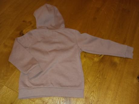 Mikina č.122, sinsay,122