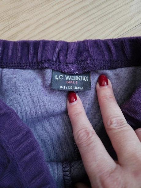 Legíny, vel. 128/134, 128