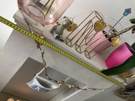 Krb římsa konstrukce rám topeniště bílá konzole, 