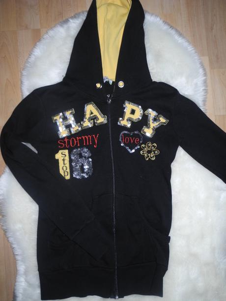 Mikina s kapucí, 158