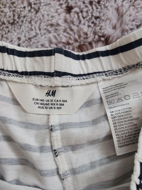 H&m kraťasy č.140, h&m,140