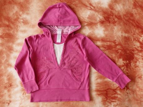 Mikinka s kapucí, c&a,122