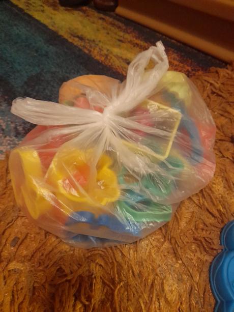 Dinosauři na modelínu tesco,