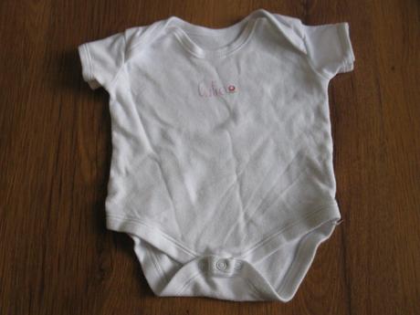 Bílé body s nápisem, matalan,62