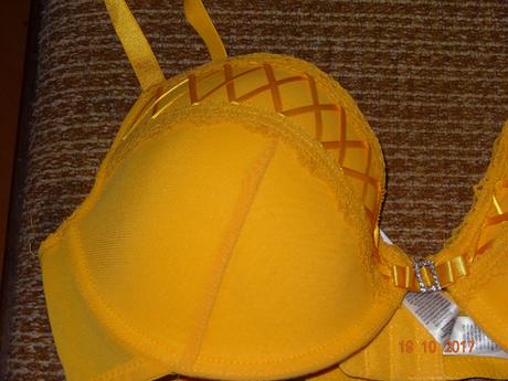 Dámská podprsenka, 75c