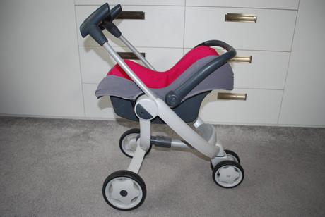 Kočárek pro panenky, 