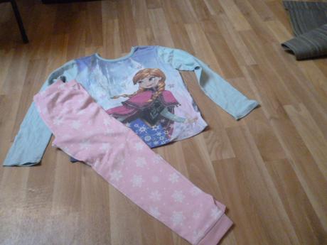 Komplet frozen 9-10, disney,140