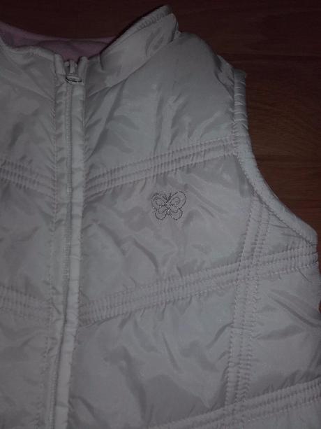 Biela prešívaná vestička, cherokee,122