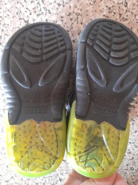 Neoprenové sandálky grendene, vel. 24, 24