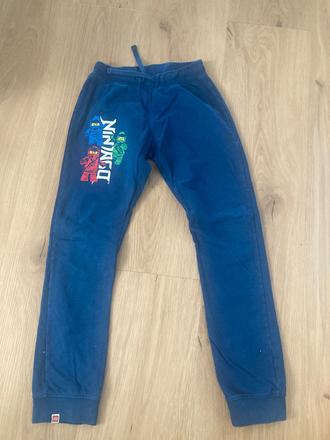 Chlapecké tepláky, lego,134