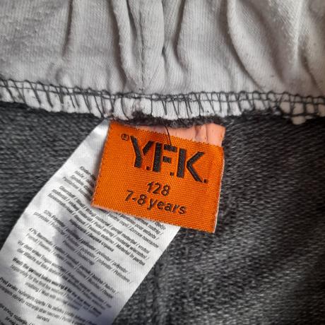 Dětské šortky s tygrem, zn. y.f.k, vel. 128, kik,128