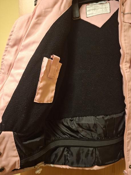 Dívčí zimní oblečení značky x-mail, vel.140., 140