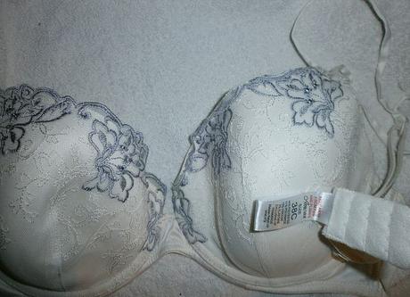 Krásná podprda na vel.c obvod 75-85cm, m