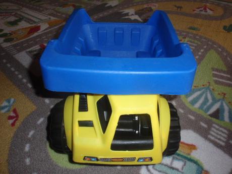 Auto sklápěcí-náklaďák-tatra-sklápěčka-tatrovka,