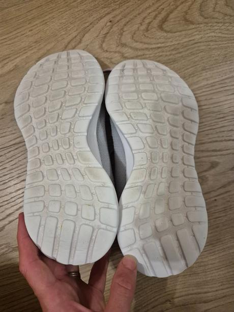Tenisky adidas s bílou podrážkou vel. 37,5, adidas,37