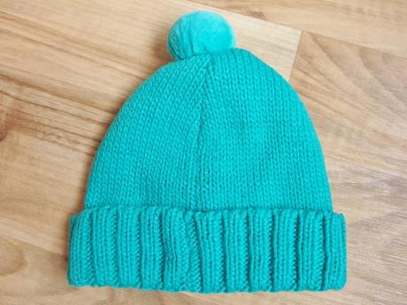 Zimní čepice zn. c&a hello kitty - top stav, c&a,134