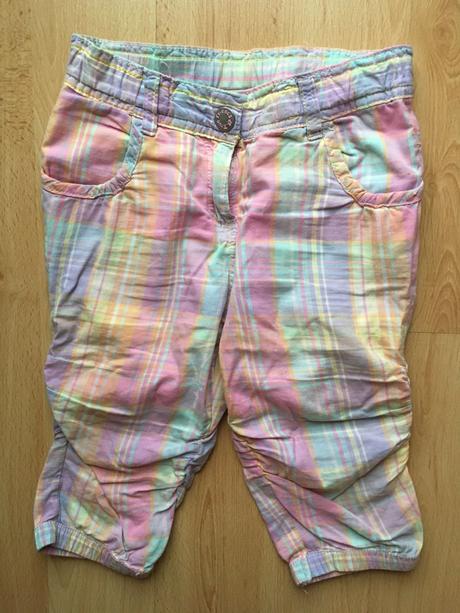 Tenké plátěné 3/4 kalhoty, okay,104