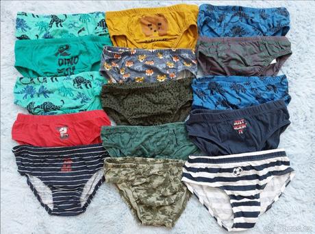 Sada slipů, slipy, vel. 128-134, 140-146, 146-152, coccodrillo,140