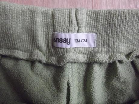 Šortky v.134, sinsay,134