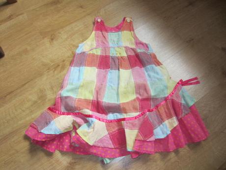 Šaty se všitými kalhotkami oilily, 104