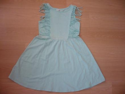 Šaty s třásněmi, pepco,152