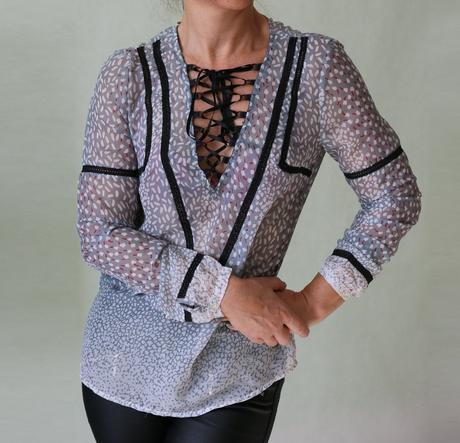 Nová jemná halenka se šněrováním ovs vel.34, ovs,34 / xs