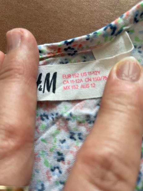 Top s volánky - v.152 květinový, h&m,152