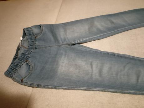 Dámské džegíny (jeggins), 38