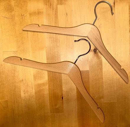 Hänga dřevěná ramínka 5 ks, šířka (cm): 30,délka (cm): 30