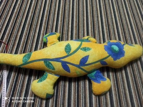 Látkový krokodýl, 