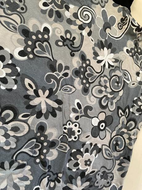 Dlouhý top/minišaty, vel xl ale spíše méně cca m-, m