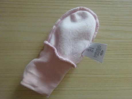 Zimní rukavice kojenecké, vel. 0-6m, c&a,68