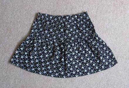 Dívčí sukně, 164