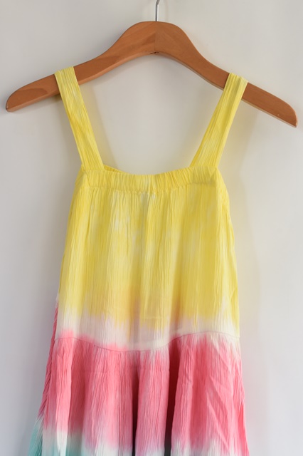 Šaty vel. 7 let, tu,122