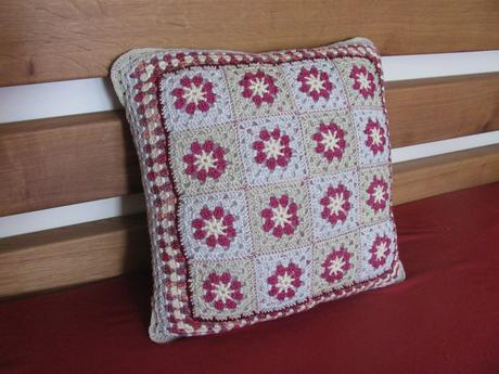 Háčkovaný povlak na polštář, 