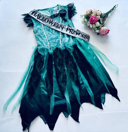 An6/ kostým halloween princezna - v.9/10 let,