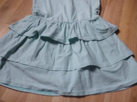 Kanýrkové šaty vel. 6-8, 122