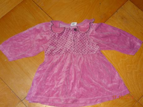 Růžové šatičky s límečkem, 92