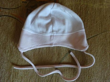 Čepička se srdíčky, vel. 0-3m, japitex,56