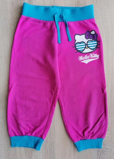 Bavlněné 3/4 tepláky vel 122 - 128, sanrio,128