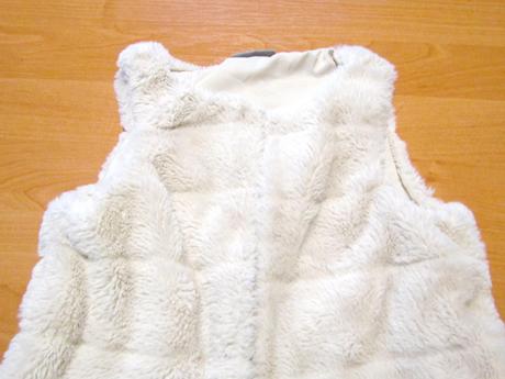 Dívčí kožíšková vestička vel 128-134, 134